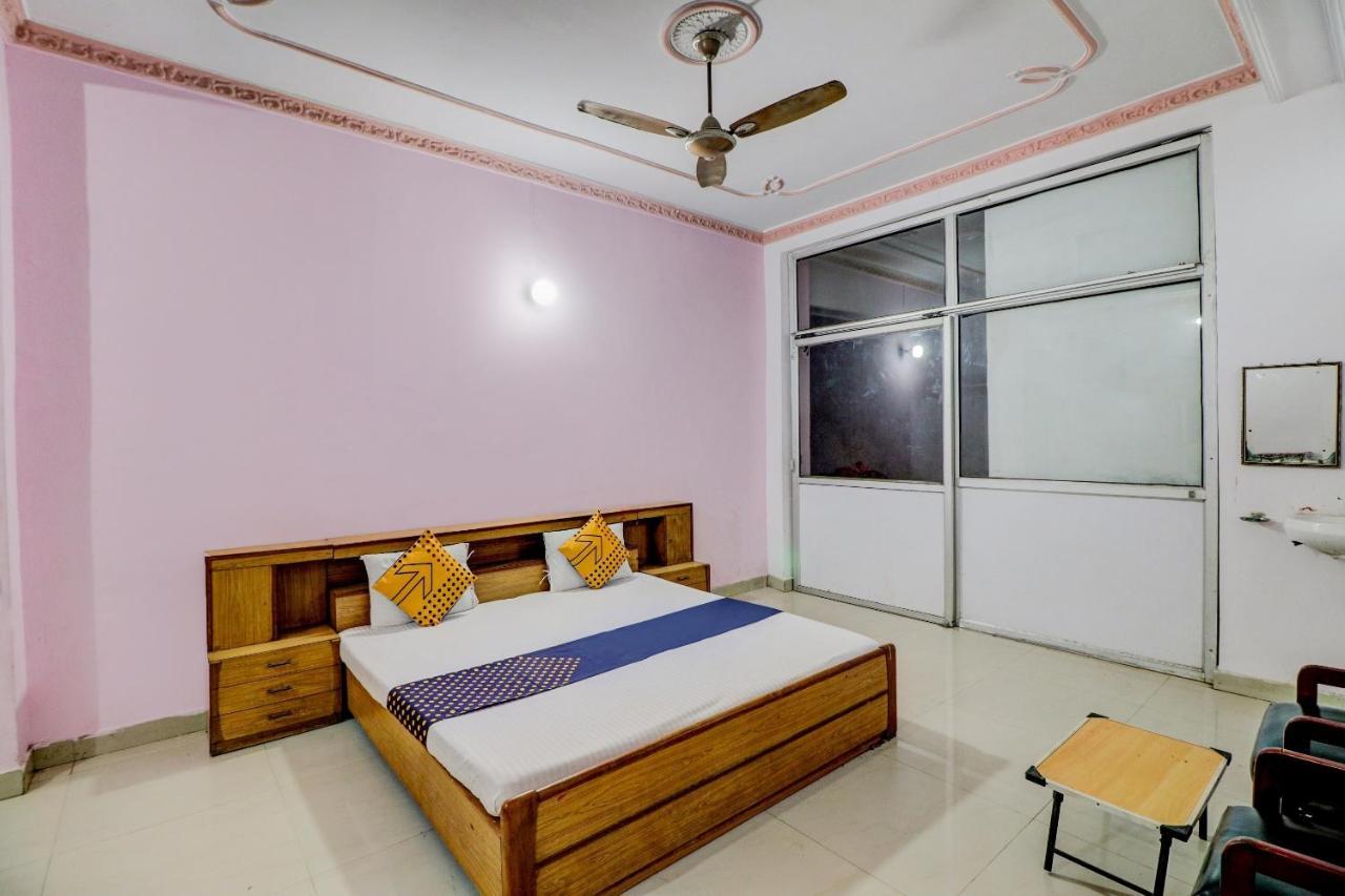 J C Guest House Hasanganj Exterior photo